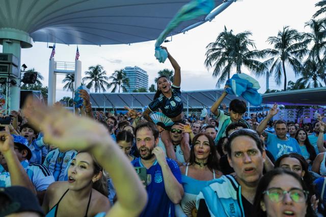 Argentina fans cheer as they gather to watch the 2026 World Cup Round of 32 football match between Argentina and Cape Verde in Miami Beach, Florida, on July 3, 2026. (Photo by Giorgio VIERA / AFP)