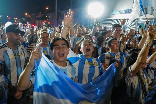 Argentina fans celebrate their team's victory in the 2026 World Cup Round of 32 football match against Cape Verde in Miami Beach, Florida, on July 3, 2026. (Photo by Giorgio VIERA / AFP)