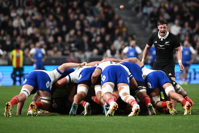 New Zealand's Cam Roigard (R) reacts during the rugby Nations Championship match between New Zealand and France at One New Zealand Stadium in Christchurch on July 4, 2026. (Photo by Sanka VIDANAGAMA / AFP)