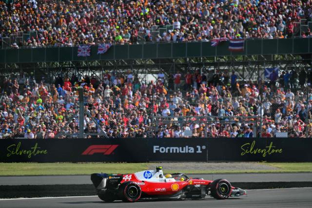 Ferrari's British driver Lewis Hamilton takes part in the qualifying session ahead of the Formula One British Grand Prix at the Silverstone motor racing circuit in Silverstone, central England, on July 4, 2026. (Photo by Andrej ISAKOVIC / AFP)