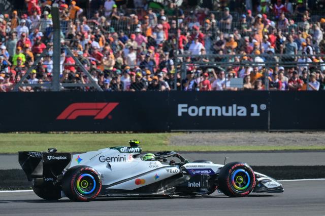 McLaren's British driver Lando Norris takes part in the qualifying session ahead of the Formula One British Grand Prix at the Silverstone motor racing circuit in Silverstone, central England, on July 4, 2026. (Photo by Andrej ISAKOVIC / AFP)