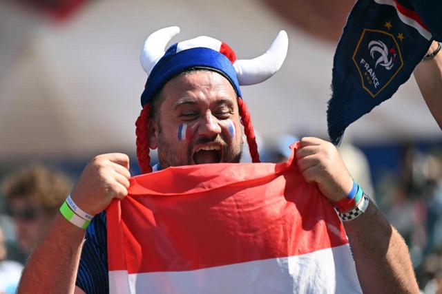 A French fan cheers his team ahead of the 2026 World Cup football tournament round of 16 match between Paraguay and France at Philadelphia Stadium in Philadelphia on July 4, 2026.  (Photo by MAURO PIMENTEL / AFP)