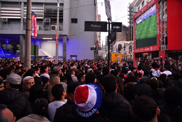 Paraguay supporters watch the FIFA World Cup 2026 round-of-32 football match between Paraguay and France in Asuncion on July 4, 2026. (Photo by DANIEL DUARTE / AFP)