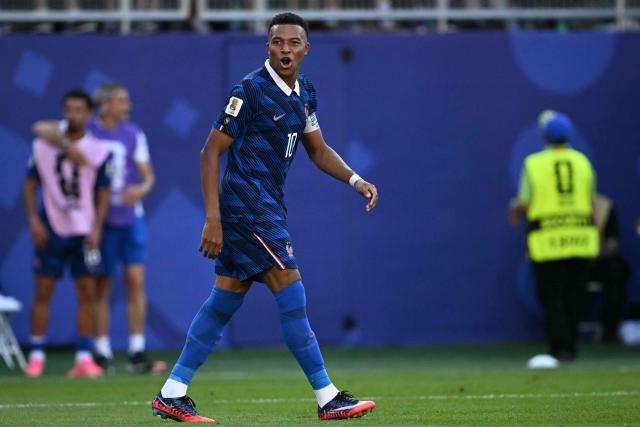 France's forward #10 Kylian Mbappe celebrates scoring his team's first goal during the 2026 World Cup round of 16 football match between Paraguay and France at the Philadelphia Stadium in Philadelphia on July 4, 2026.  (Photo by MAURO PIMENTEL / AFP)
