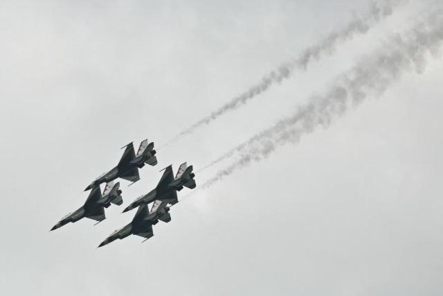 US Air Force Thunderbirds perform during the "Salute to America" Independence Day celebration on the National Mall in Washington, DC, on July 4, 2026. The nation is marking the 250th anniversary of the United States Declaration of Indpendence. (Photo by Mandel NGAN / AFP)