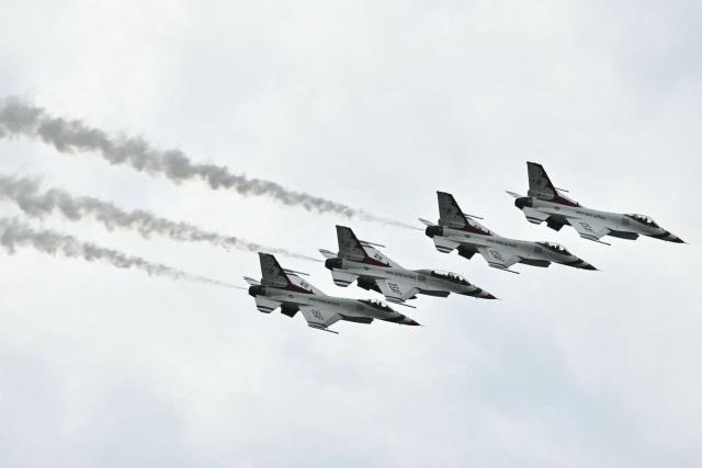 US Air Force Thunderbirds perform during the "Salute to America" Independence Day celebration on the National Mall in Washington, DC, on July 4, 2026. The nation is marking the 250th anniversary of the United States Declaration of Indpendence. (Photo by Mandel NGAN / AFP)