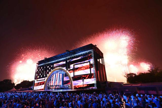 A fireworks display is seen during the "Salute to America" Independence Day celebration on the National Mall in Washington, DC, in the early morning hours of July 5, 2026. The nation is marking the 250th anniversary of the United States Declaration of Indpendence. (Photo by Kent NISHIMURA / AFP)