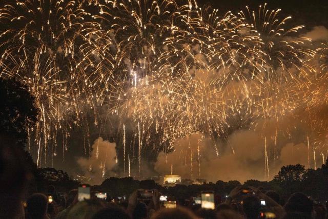 A fireworks display is seen during the "Salute to America" Independence Day celebration on the National Mall in Washington, DC, in the early morning hours of July 5, 2026. The nation is marking the 250th anniversary of the United States Declaration of Indpendence. (Photo by Ken Cedeno / AFP)