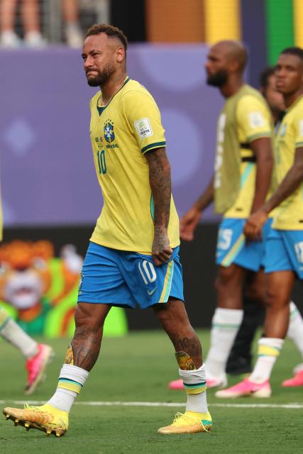 Brazil's forward #10 Neymar reacts after losing the 2026 World Cup round of 16 football match between Brazil and Norway at the New York/New Jersey Stadium in East Rutherford on July 5, 2026.  (Photo by Odd ANDERSEN / AFP)
