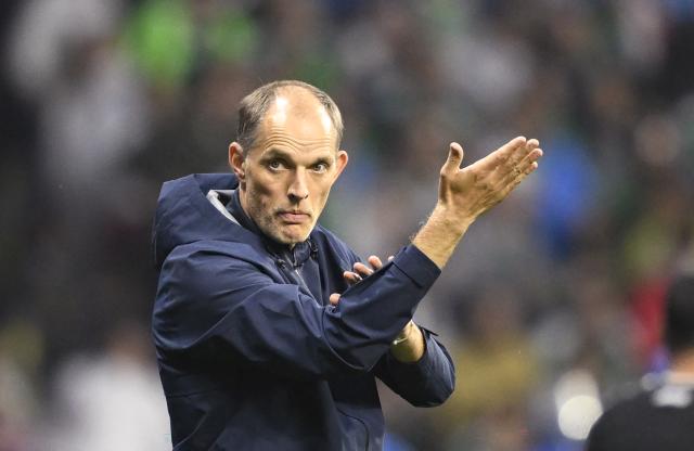 England's German head coach Thomas Tuchel gestures on the touchline during the 2026 World Cup round of 16 football match between Mexico and England at the Mexico City Stadium in Mexico City on July 5, 2026.  (Photo by Alfredo ESTRELLA / AFP)