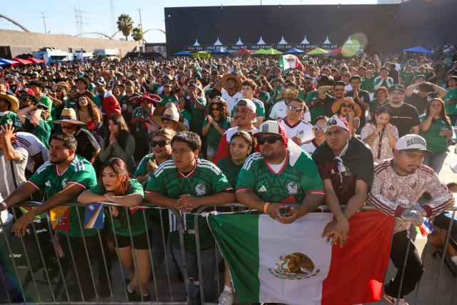 Mexico's fans watch the 2026 World Cup round of 16 football match between the Mexico and England during a watch party at Ace Mission Studios, in Los Angeles, California, on July 5, 2026. (Photo by Etienne Laurent / AFP)