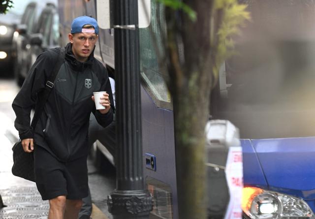 Norway's defender #16 Marcus Holmgren Pedersen boards a bus after a press conference in Montclair, New Jersey, on July, 6, 2026 during the 2026 World Cup football torunament. (Photo by MAURO PIMENTEL / AFP)
