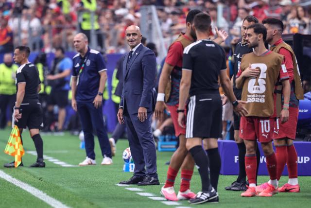 Portugal's Spanish head coach Roberto Martinez gestures on the touchline during the 2026 World Cup round of 16 football match between Portugal and Spain at the Dallas Stadium in Arlington on July 6, 2026. (Photo by Thomas COEX / AFP)