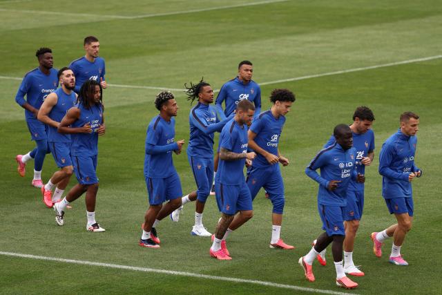 France's players take part in a training session at Bentley University in Waltham, near Boston, on July 6, 2026, during the 2026 World Cup football tournament. (Photo by FRANCK FIFE / AFP)