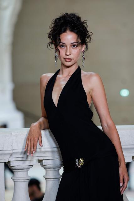 US actress Alexa Demie poses during a photocall prior to attend the Chanel Women Haute Couture Fall/Winter 2026-2027 collection as part of the Paris Fashion Week, in Paris, on July 7, 2026. (Photo by GEOFFROY VAN DER HASSELT / AFP)