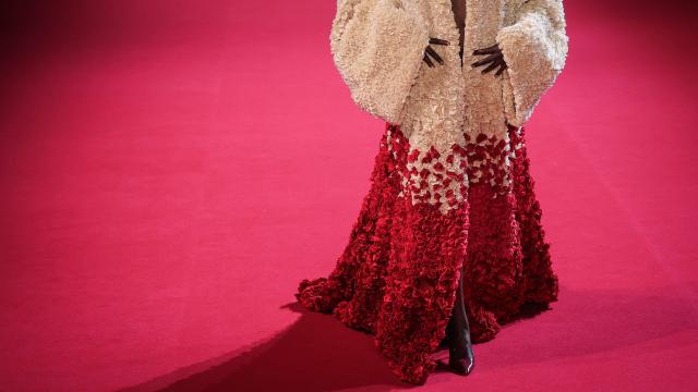 A model presents a creation by Manish Malhotra for the Women Haute Couture Fall/Winter 2026-2027 collection as part of the Paris Fashion Week, in Paris, on July 8, 2026. (Photo by Kenzo TRIBOUILLARD / AFP)