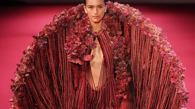 A model presents a creation by Manish Malhotra for the Women Haute Couture Fall/Winter 2026-2027 collection as part of the Paris Fashion Week, in Paris, on July 8, 2026. (Photo by Kenzo TRIBOUILLARD / AFP)