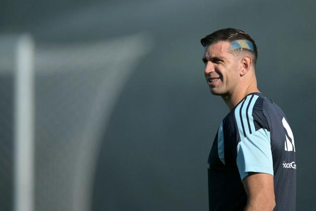 Argentina's goalkeeper #23 Emiliano Martinez takes part in a training session at the Sporting KC Stadium in Kansas City on July 8, 2026, during the 2026 World Cup tournament. (Photo by JUAN MABROMATA / AFP)