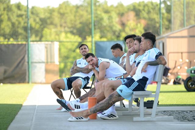 Argentina's forward #10 Lionel Messi (C) looks on among teammates in a training session at the Sporting KC Stadium in Kansas City on July 8, 2026, during the 2026 World Cup tournament. (Photo by JUAN MABROMATA / AFP)