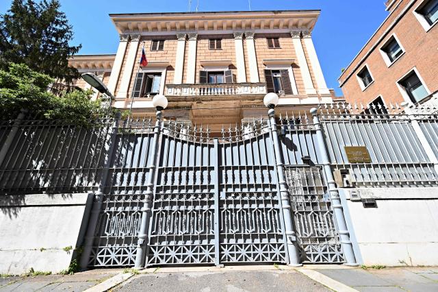 (FILES) A picture taken on March 31, 2021 shows a view of the Russian Embassy in central Rome. Italy on July 9, 2026 announced the expulsion of two accused Russian spies with diplomatic status with the foreign minister condemning "serious and unacceptable acts of interference". (Photo by Andreas SOLARO / AFP)