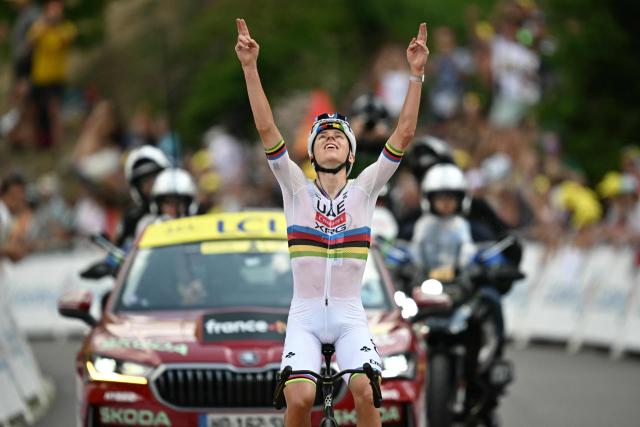 UAE Team Emirates - XRG's Slovenian rider Tadej Pogacar cycles to the finish line to win the 6th stage of the 113th edition of the Tour de France cycling race, 186 km between Pau and Gavarnie-Gèdre in the French Pyrenees, on July 9, 2026. (Photo by Loic VENANCE / AFP)