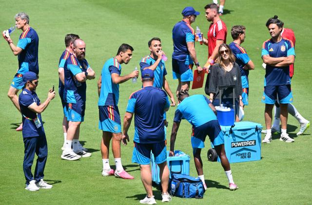 Spain's players take part in an MD-1 training session at Carson Sports Park in Carson, California on July 9, 2026, on the eve of the 2026 World Cup football tournament quarter-final match between Spain and Belgium. (Photo by Frederic J. Brown / AFP)