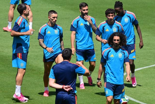 Spain's defender #24 Marc Cucurella (in front-R) and teammates take part in an MD-1 training session at Carson Sports Park in Carson, California on July 9, 2026, on the eve of the 2026 World Cup football tournament quarter-final match between Spain and Belgium. (Photo by Frederic J. Brown / AFP)