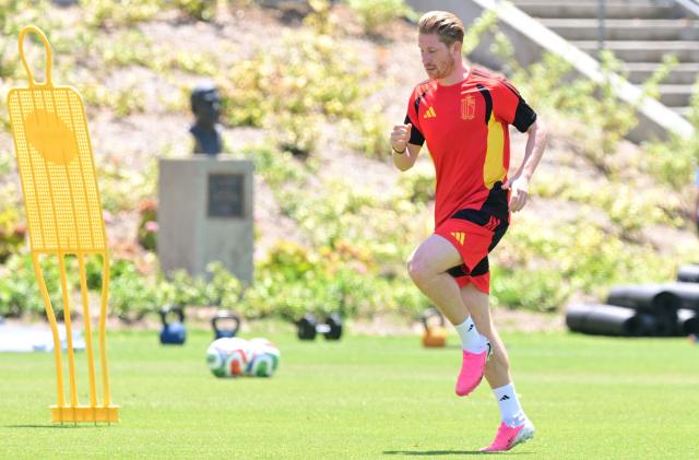 Belgium's midfielder #07 Kevin De Bruyne takes part in an MD-1 training session at Carson Sports Park in Carson, California on July 9, 2026, on the eve of the 2026 World Cup football tournament quarter-final match between Spain and Belgium. (Photo by Frederic J. Brown / AFP)