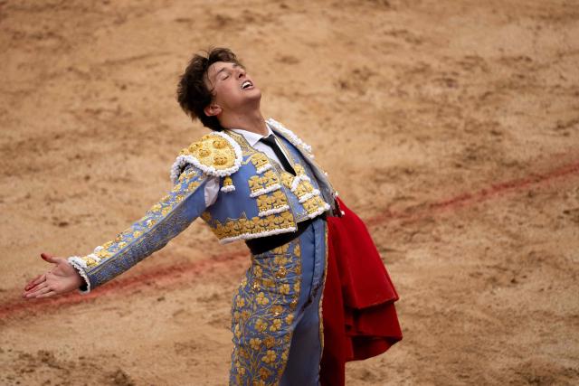 Peruvian bullfighter Roca Rey reacts during a bullfight at the San Fermin festival in Pamplona, northern Spain, on July 9, 2026. (Photo by JORGE GUERRERO / AFP)