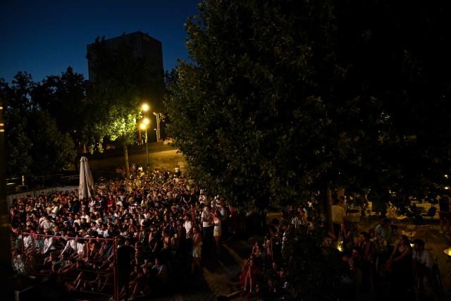 Football fans watch the 2026 World Cup quarter final football match between France and Morocco at La Mazette bar in central Paris on July 9, 2026. (Photo by JULIEN DE ROSA / AFP)