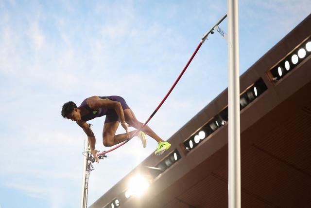 France's Baptiste Thiery reacts fails to clear the bar as he competes in the men's Pole Vault during the Herculis athletics meeting at the Stade Louis II in Monaco on July 10, 2026. (Photo by Valery HACHE / AFP)