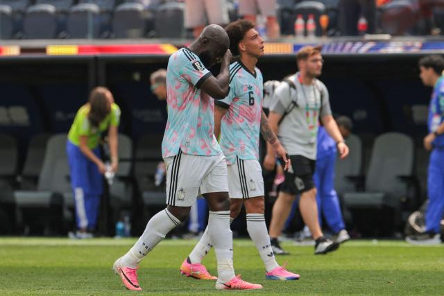 Belgium's forward #09 Romelu Lukaku (L) reacts after losing the 2026 World Cup football tournament quarter-final match between Spain and Belgium at the Los Angeles Stadium in Inglewood on July 10, 2026.  (Photo by Etienne LAURENT / AFP)