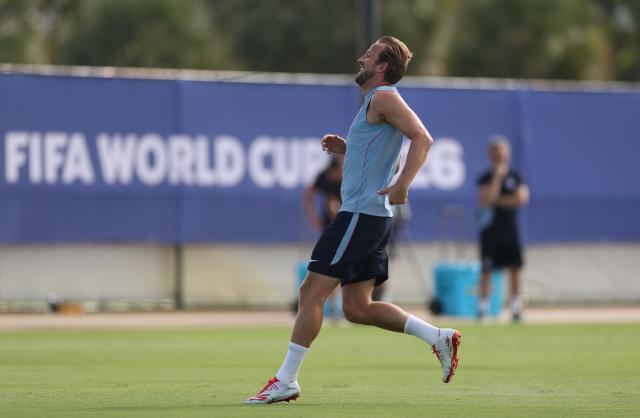 England's forward #09 Harry Kane jogs during a training session on the eve of the 2026 World Cup quarter-final football match between Norway and England, Inter Miami CF Stadium in Fort Lauderdale on July 10, 2026. (Photo by PATRICIA DE MELO MOREIRA / AFP)