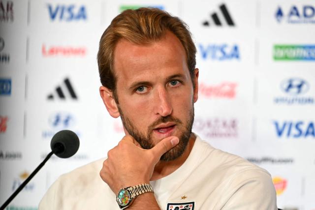 England's forward #09 Harry Kane gestures as he gives an MD-1 press conference at Miami Stadium in Miami on July 10, 2026, on the eve of the 2026 World Cup football tournament quarter-final match between Norway and England. (Photo by CHANDAN KHANNA / AFP)