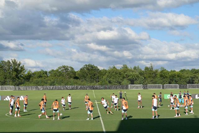 Argentina's players take part in a training session at Sporting KC Training Centre in Kansas City on July 10, 2026, on the eve of the 2026 World Cup football match between Argentina and Switzerland. (Photo by JUAN MABROMATA / AFP)