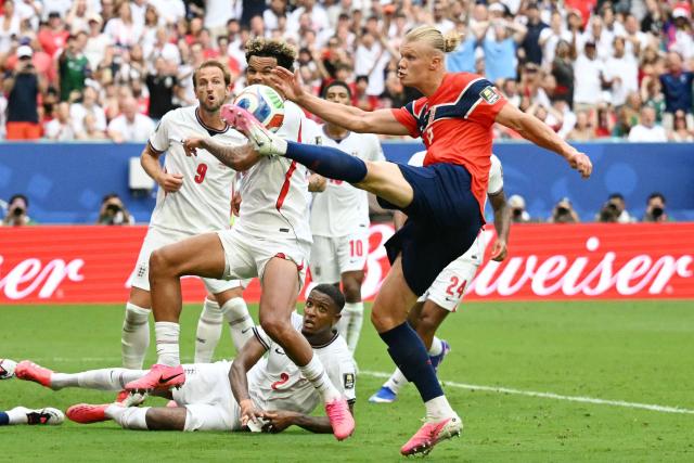 TOPSHOT - Norway's forward #09 Erling Braut Haaland kicks the ball and misses a chance during the 2026 World Cup football tournament quarter-final match between Norway and England at Miami Stadium in Miami Gardens on July 11, 2026.  (Photo by CHANDAN KHANNA / AFP)