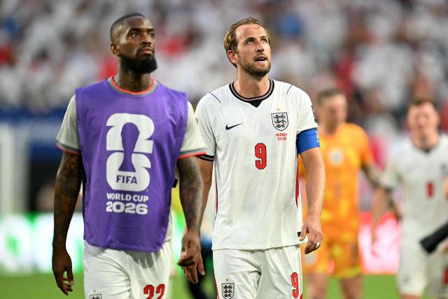 England's forward #09 Harry Kane (R) and forward #22 Ivan Toney (L) leave the field after winning the 2026 World Cup football tournament quarter-final match between Norway and England at Miami Stadium in Miami Gardens on July 11, 2026.  (Photo by CHANDAN KHANNA / AFP)