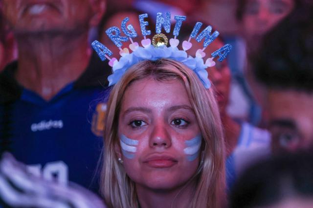 An Argentina fan watches the World Cup quarterfinal football match between Argentina and Switzerland, at a watch party in Miami Beach, Florida, on July 11, 2026. (Photo by Giorgio Viera / AFP)