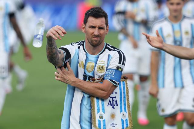 Argentina's forward #10 Lionel Messi walks on the pitch before the start of the 2026 World Cup football tournament quarter-final match between Argentina and Switzerland at the Kansas City Stadium in Kansas City on July 11, 2026.  (Photo by Odd ANDERSEN / AFP)