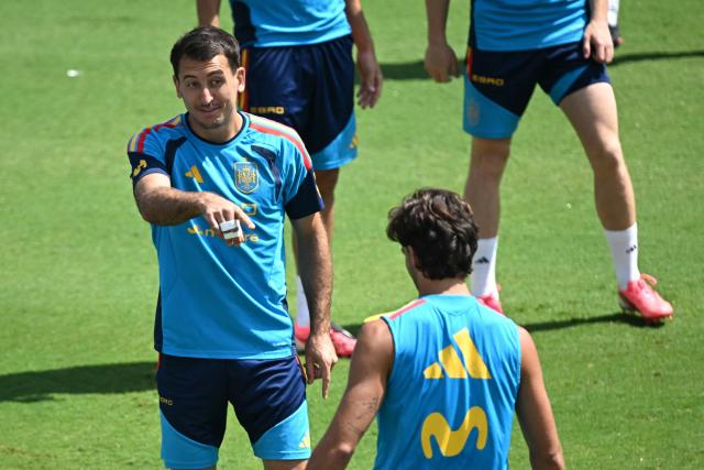 Spain's forward #21 Mikel Oyarzabal (L) takes part in a  training session at the at the Cotton Bowl Stadium in Dallas on July 12, 2026, during the 2026 World Cup foorball tournament. (Photo by Paul ELLIS / AFP)