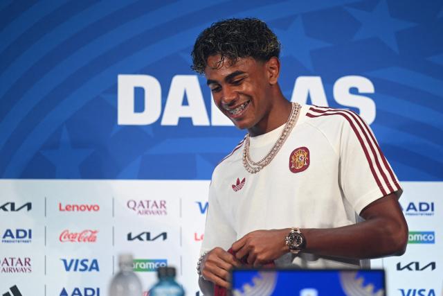 Spain's forward #19 Lamine Yamal arrives for an MD-1 press conference at the Dallas Stadium in Arlington on July 13, 2026, on the eve of the 2026 World Cup football tournament semi-final match between France and Spain. (Photo by MAURO PIMENTEL / AFP)