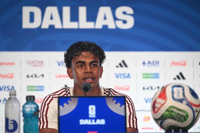 Spain's forward #19 Lamine Yamal gives an MD-1 press conference at the Dallas Stadium in Arlington on July 13, 2026, on the eve of the 2026 World Cup football tournament semi-final match between France and Spain. (Photo by MAURO PIMENTEL / AFP)