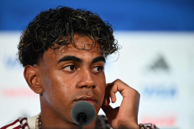 Spain's forward #19 Lamine Yamal gives an MD-1 press conference at the Dallas Stadium in Arlington on July 13, 2026, on the eve of the 2026 World Cup football tournament semi-final match between France and Spain. (Photo by MAURO PIMENTEL / AFP)