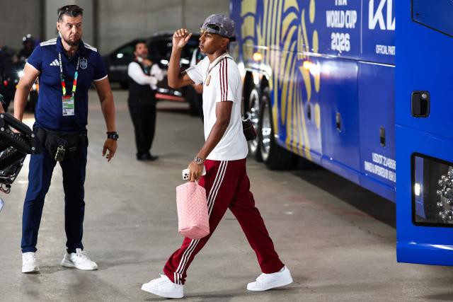 Spain's forward #19 Lamine Yamal arrives for the 2026 World Cup football tournament semi-final match between France and Spain at the Dallas Stadium in Arlington on July 14, 2026.  (Photo by FRANCK FIFE / AFP)