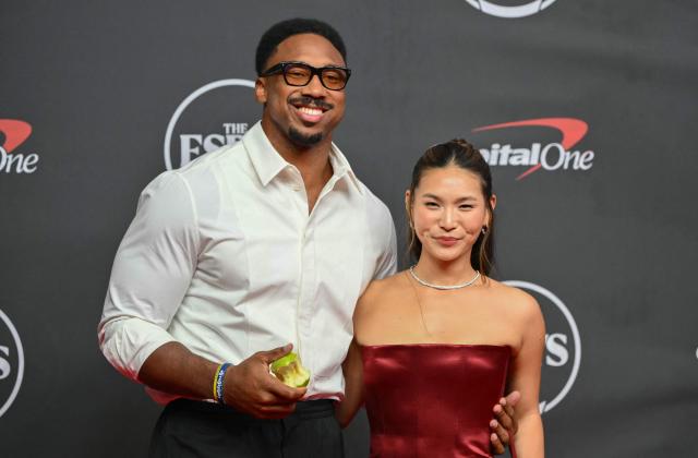 US snowboarder Chloe Kim and US pro-football defensive end Myles Garrett attend the 2026 ESPY Awards at the David H. Koch Theater at Lincoln Center in New York on July 15, 2026. (Photo by ANGELA WEISS / AFP)
