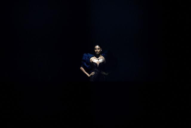 A model presents a creation by Indian designer Gaurav Gupta during the couture show in Mumbai on July 17, 2026. (Photo by Sujit JAISWAL / AFP)
