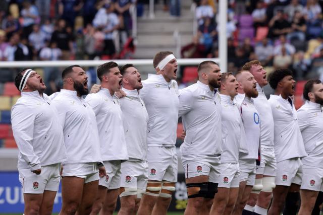 England players sing the national anthem before the Rugby Union Nations Championship match between Argentina and England at the Unico Madre de Ciudades stadium in Santiago del Estero, Argentina, on July 18, 2026. (Photo by Juan GASPARINI / AFP)
