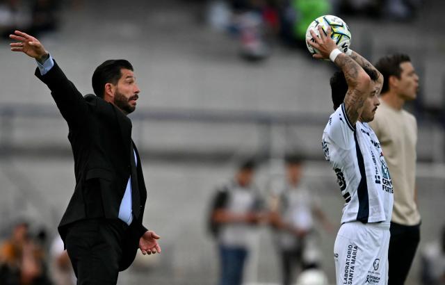 Pachuca's head coach Benjamin Mora gestures during the Liga MX Apertura football match between Pumas and Pachuca at Olimpico Universitario stadium in Mexico City on July 18, 2026. (Photo by CARL DE SOUZA / AFP)