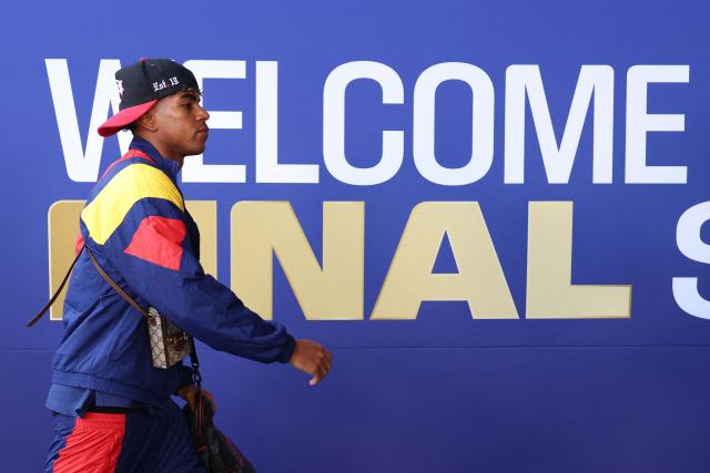 Spain's forward #19 Lamine Yamal arrives for the 2026 World Cup football tournament final match between Spain and Argentina at the New York/New Jersey Stadium in East Rutherford on July 19, 2026.  (Photo by CHARLY TRIBALLEAU / AFP)