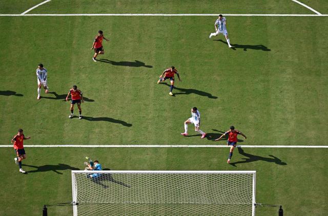 Spain's goalkeeper #23 Unai Simon catches the ball during the 2026 World Cup football tournament final match between Spain and Argentina at the New York/New Jersey Stadium in East Rutherford on July 19, 2026.  (Photo by Jewel SAMAD / AFP)